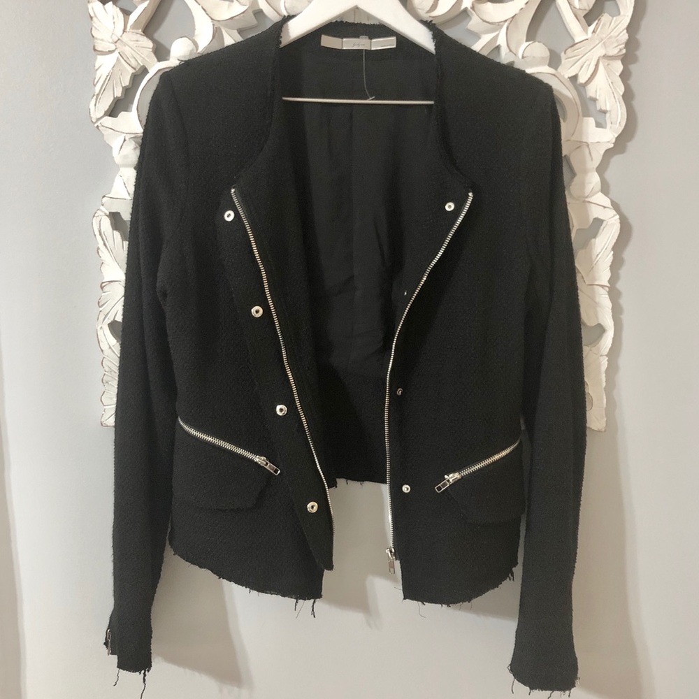 Gibson Detail Tweed Jacket with Frayed Edges
